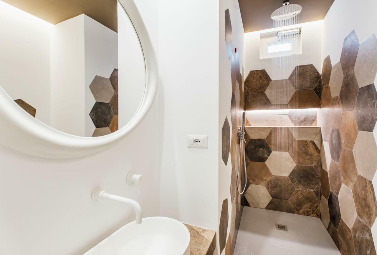 Suite 106 Васто Екстериор снимка