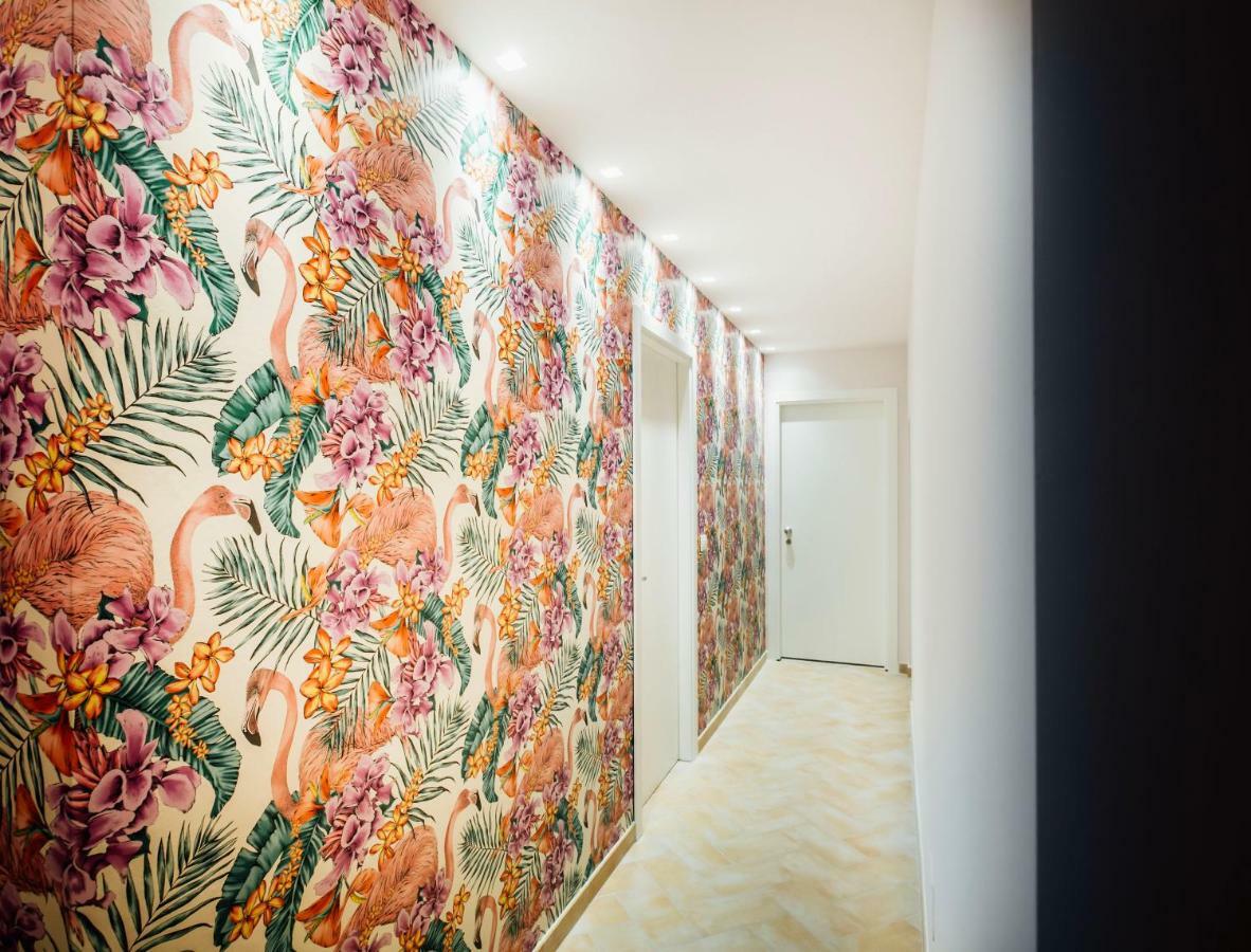 Suite 106 Васто Екстериор снимка
