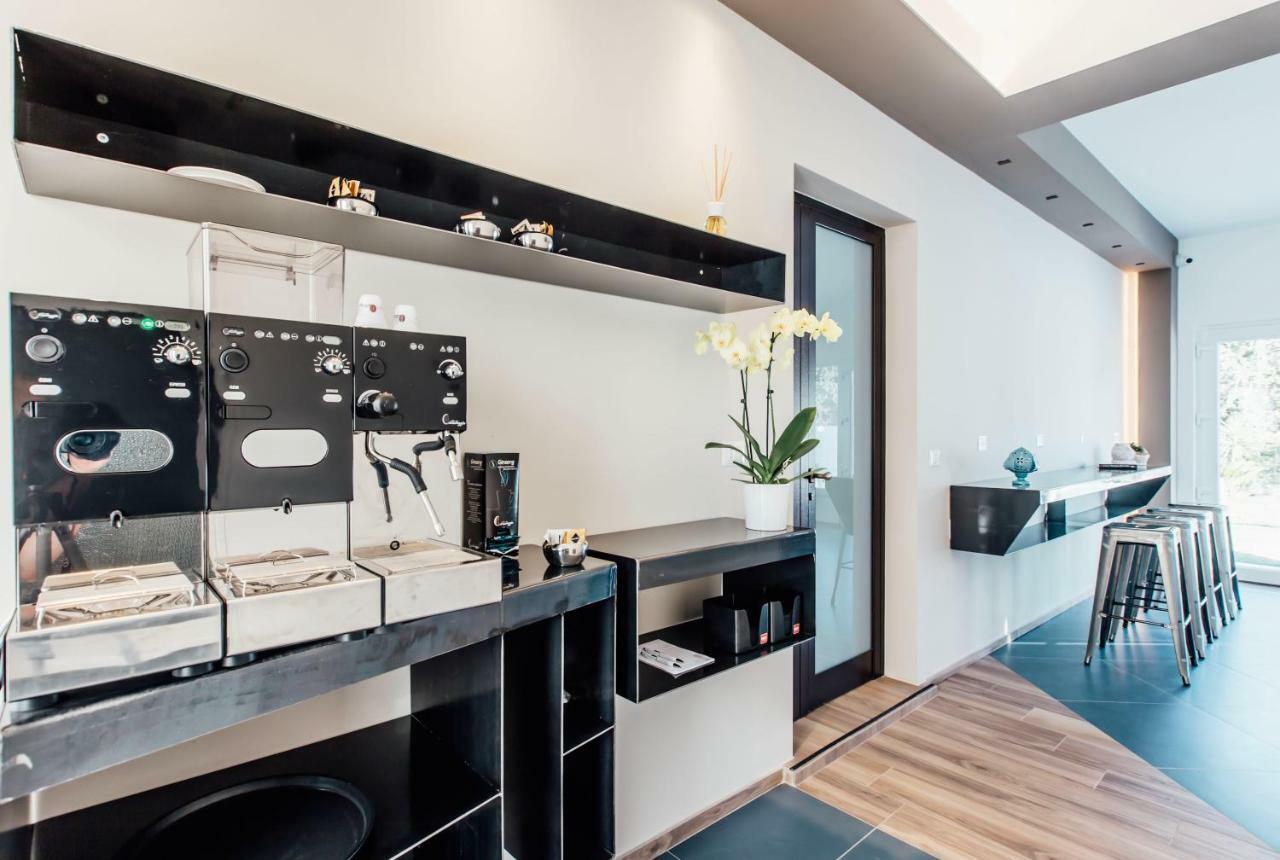 Suite 106 Васто Екстериор снимка